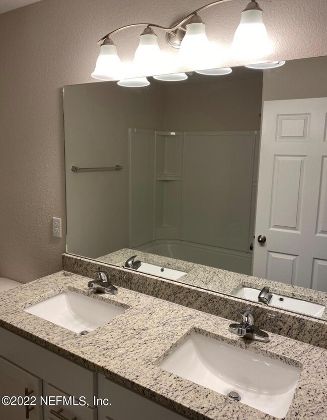 2747 Armsdale Rd, Jacksonville, FL 32218 - photo 4