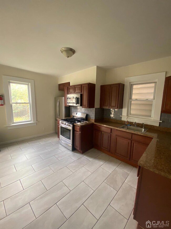 58 S 13th St unit 2, Newark, NJ 07107 - photo 4