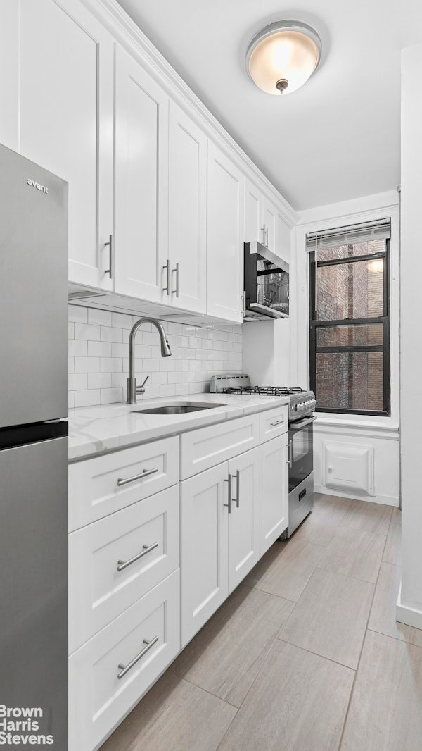 321 E 54th St unit 4E, New York, NY 10022 - photo 5