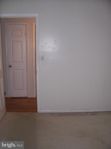 1306 Ablett Rd, Baltimore, MD 21239 - photo 5