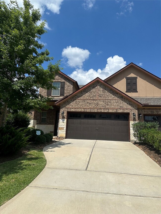 24 Centennial Ridge Place, the Woodlands, TX 77354 - photo 3