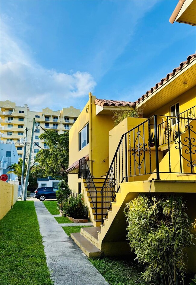 4080 SW 2nd Terrace unit 4, Coral Gables, FL 33134 - photo 7