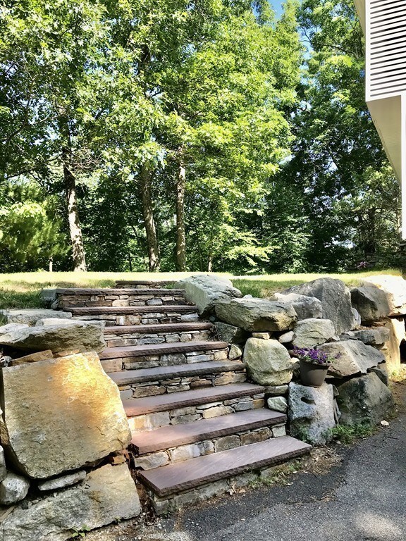 66 Ferry St, South Grafton, MA 01560 - photo 5