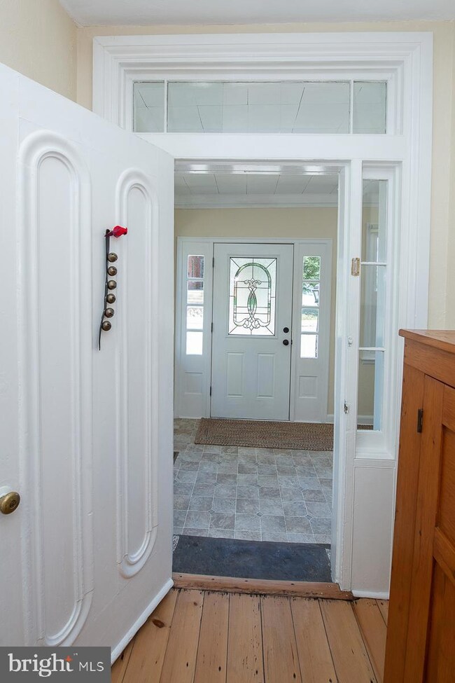 327 Main St, Pennsburg, PA 18073 - photo 7