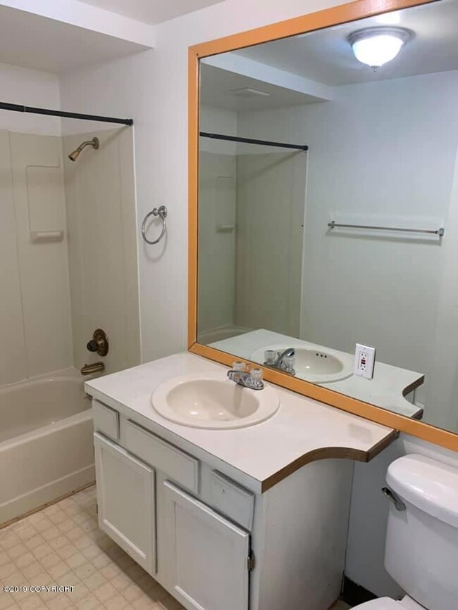 519 E 22nd Ave unit 1, Anchorage, AK 99503 - photo 5