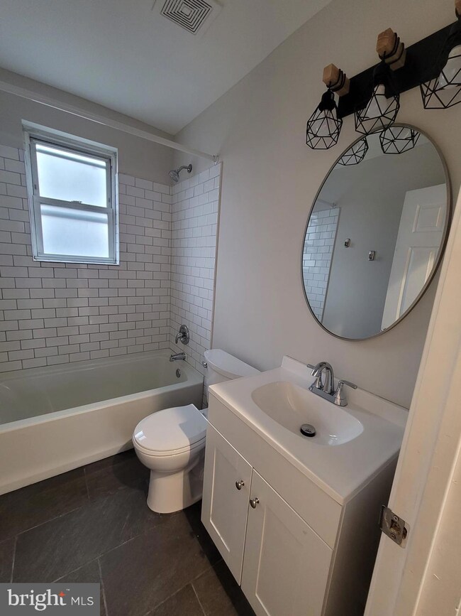 418 Pfeiffer St unit A, Camden, NJ 08105 - photo 6