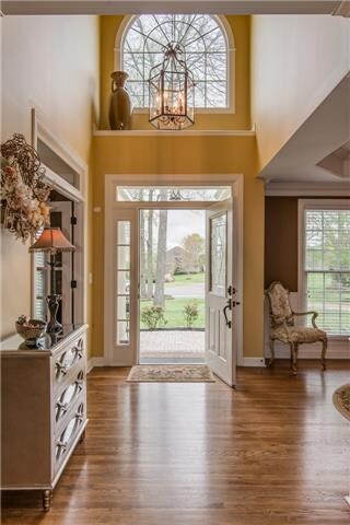 Elegant foyer, with a magnificent view from the fr