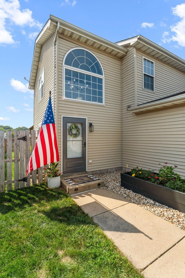 6822 Falcon Dr, Schererville, IN 46375 - photo 3