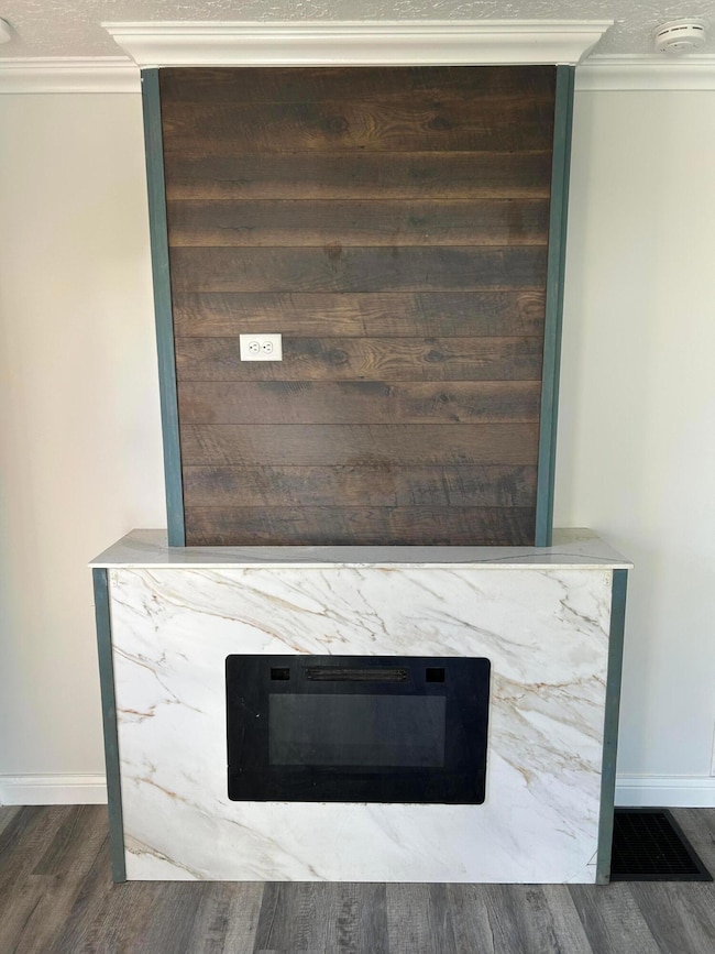 2483 Vendome Dr, Columbus, OH 43219 - photo 6