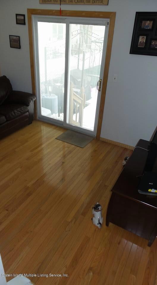 31 Theater Ln, Staten Island, NY 10304 - photo 6