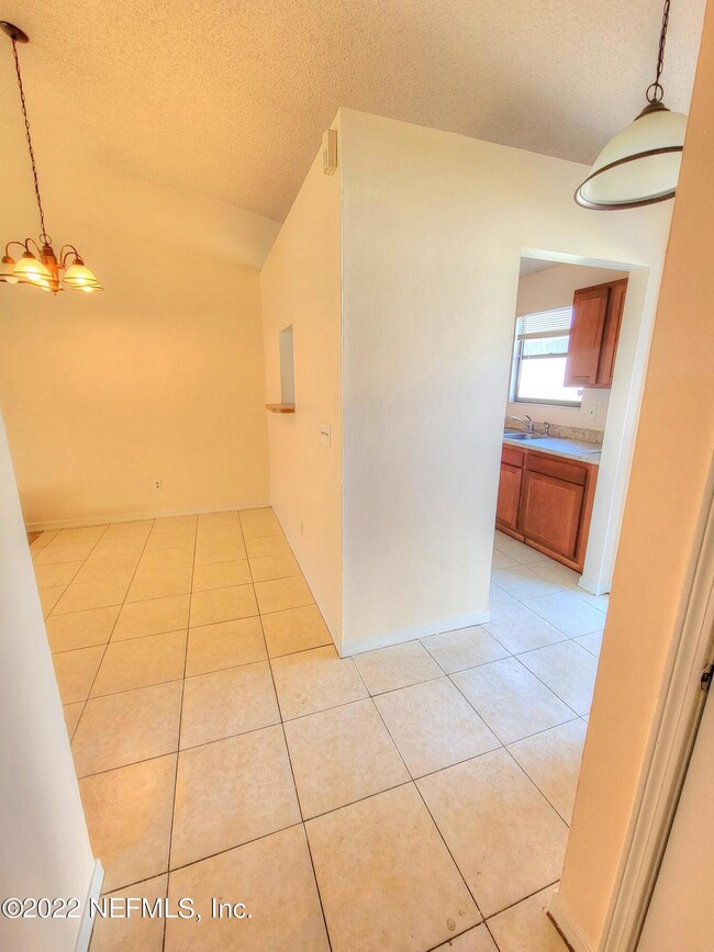 5135 Indian Lakes Ct, Jacksonville, FL 32210 - photo 3