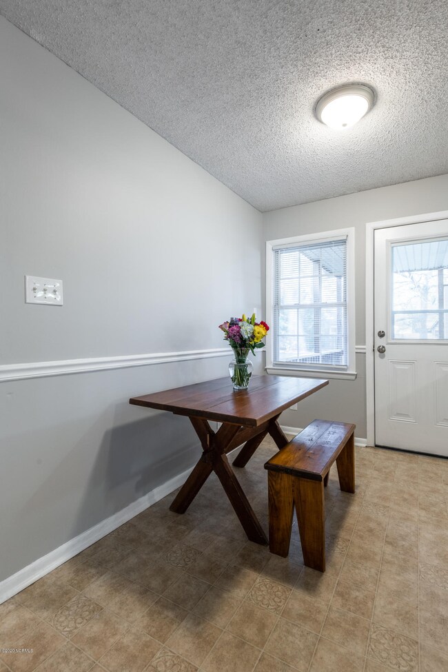 418 Gayle Blvd, Winterville, NC 28590 - photo 5