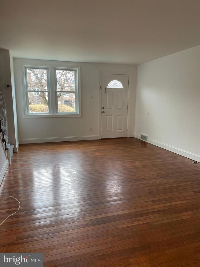 24 Winthrop Rd, Darby, PA 19023 - photo 4