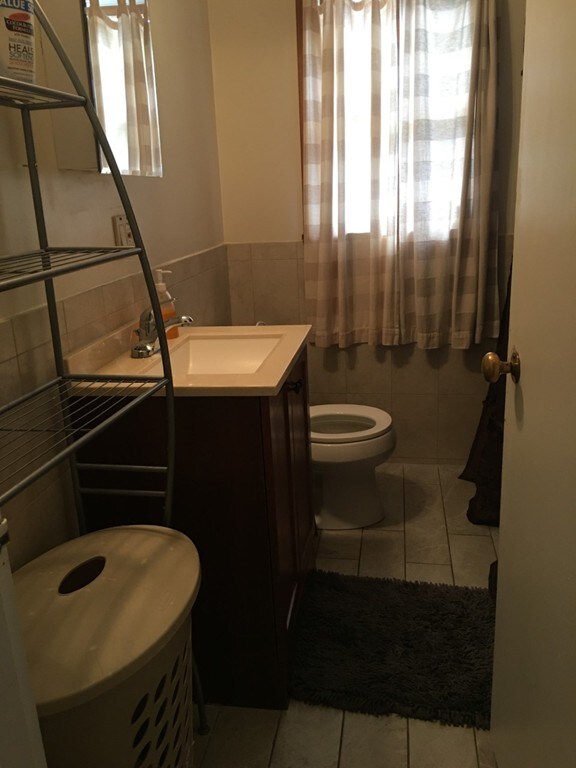 24 Troy Ln unit B, Waban, MA 02468 - photo 3