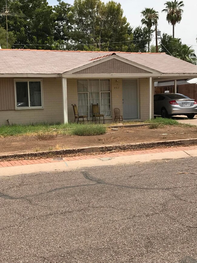 4517 N 39th St, Phoenix, AZ 85018 - photo 2