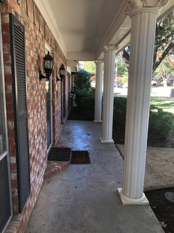 313 Circleview Dr N, Hurst, TX 76054 - photo 5