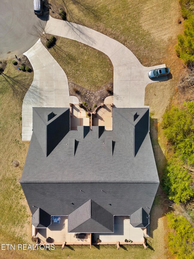 1129 Savannah Ln, Sevierville, TN 37862 - photo 3