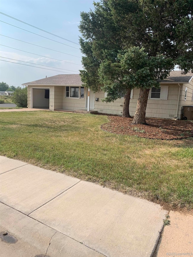 903 Sanders Dr, Laramie, WY 82070 - photo 3