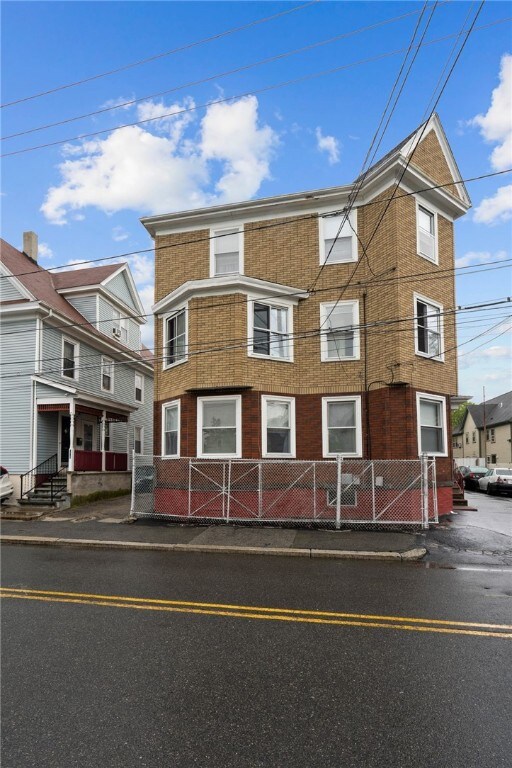 382 Blackstone St, Providence, RI 02907 - photo 2
