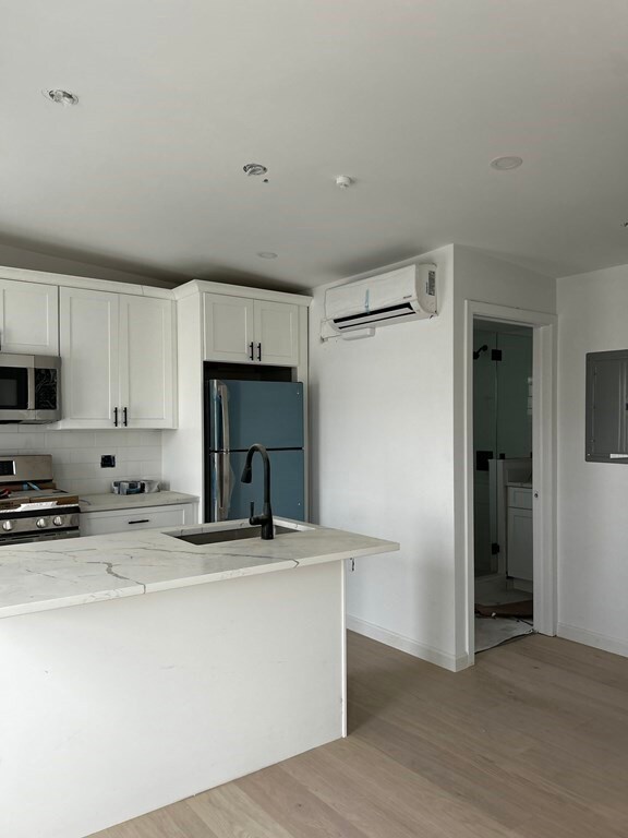 24 Ferrin St, Boston, MA 02129 - photo 7