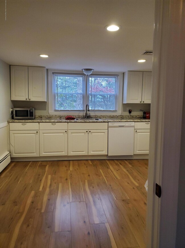 1212 Hannibal St, Toms River, NJ 08757 - photo 5