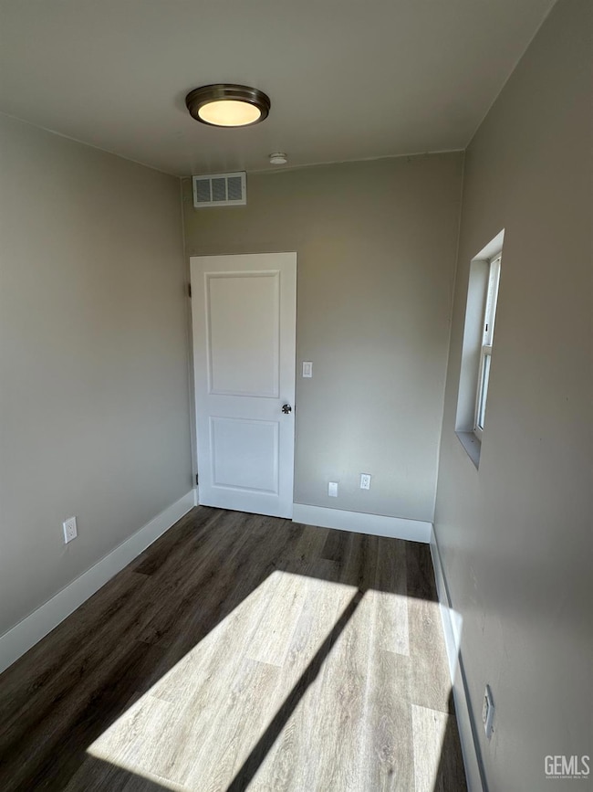 249 Monroe St, Arvin, CA 93203 - photo 6