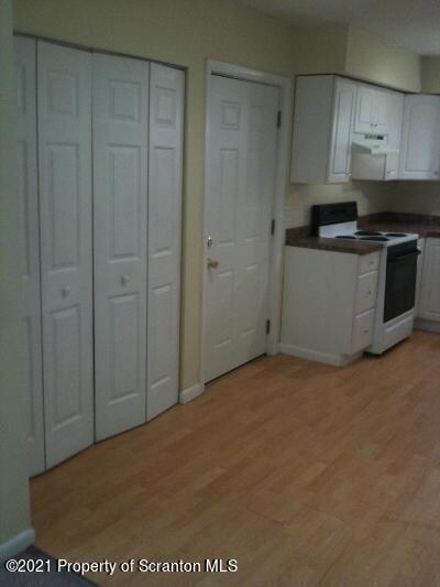 442 444 10th Ave, Scranton, PA 18504 - photo 5