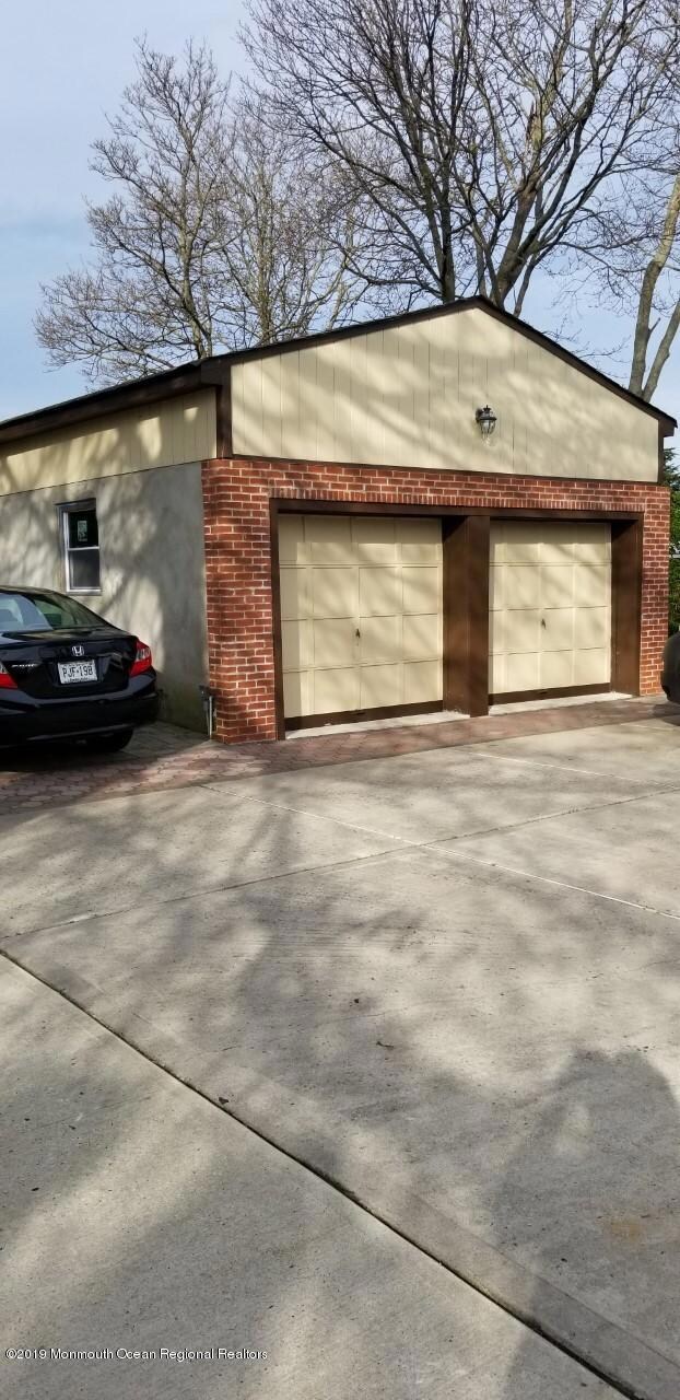 2 car garages