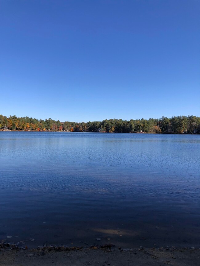 20 Hemlock St, Hillsborough, NH 03244 - photo 2