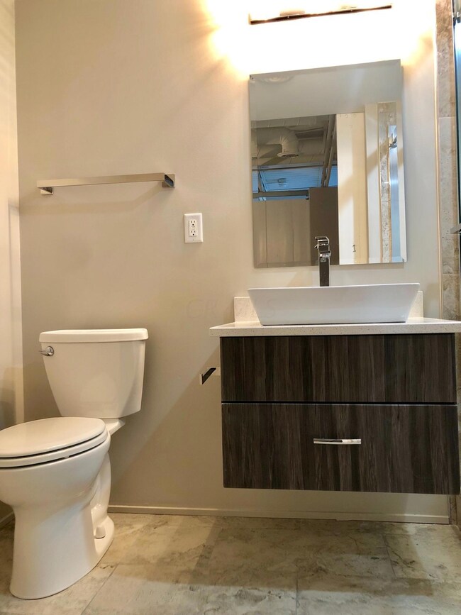 Downstairs Full Bath