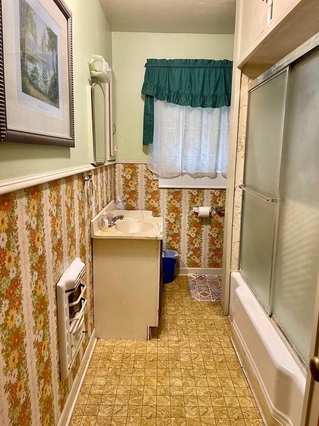 2110 N Loy St, Sherman, TX 75090 - photo 7