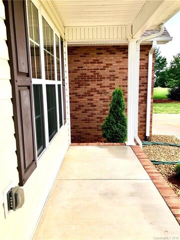 105 Mallory Ln, Statesville, NC 28625 - photo 5