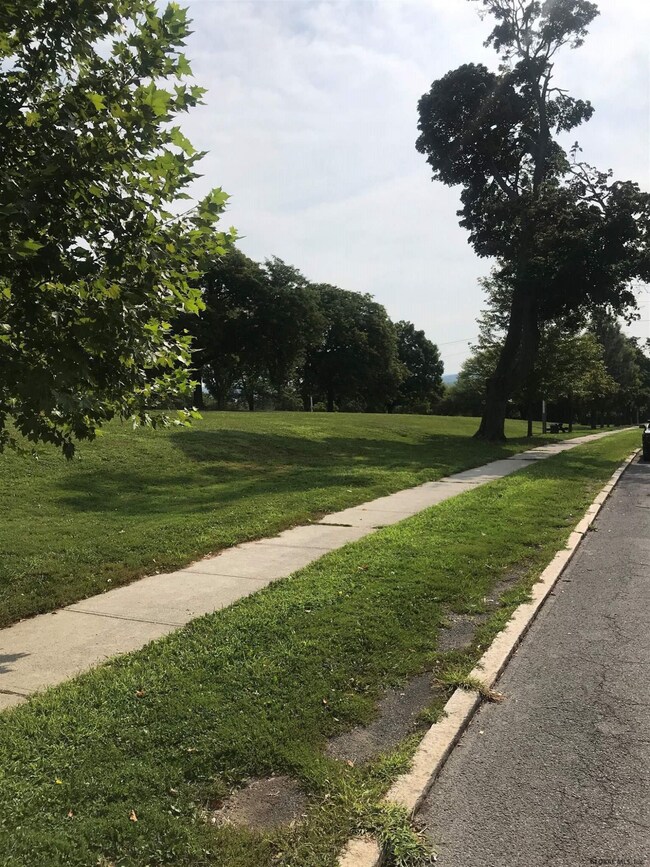 264 Morton Ave unit 2, Albany, NY 12202 - photo 2