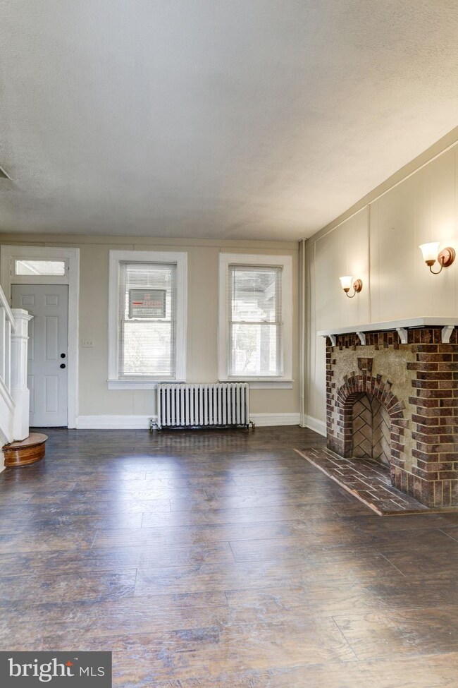 28 N Ellamont St, Baltimore, MD 21229 - photo 6