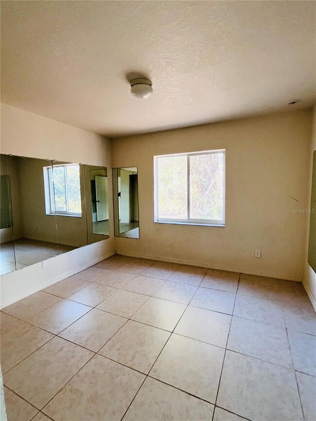 BEDROOM #1