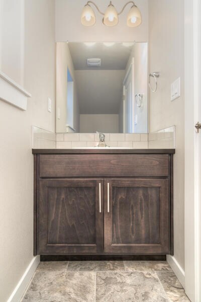 Aaron Way SE 61539 Web (4 of 27)