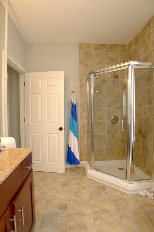 38 Harbor View St unit 2, Dorchester, MA 02125 - photo 4