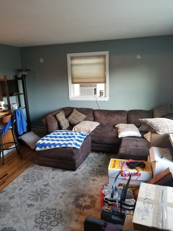 43 Greenough St unit 2, Haverhill, MA 01832 - photo 4