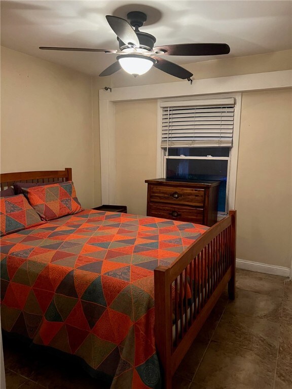 29 Dan St, Warwick, RI 02889 - photo 5