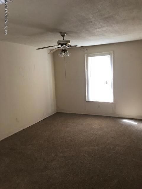 1066 - Living Room ii