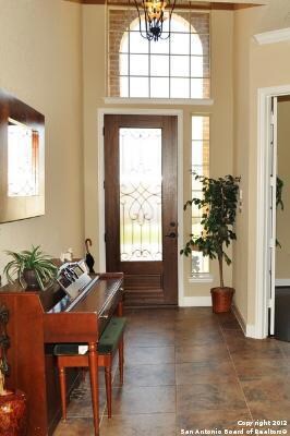 3927 Firebush, San Antonio, TX 78261 - photo 2