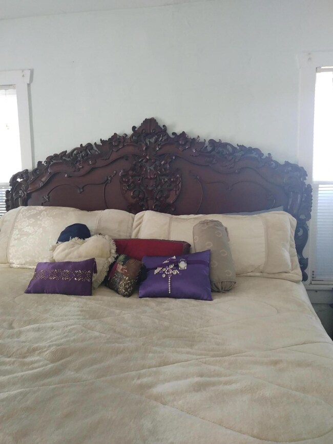 947 39th Ct, West Palm Beach, FL 33407 - photo 6