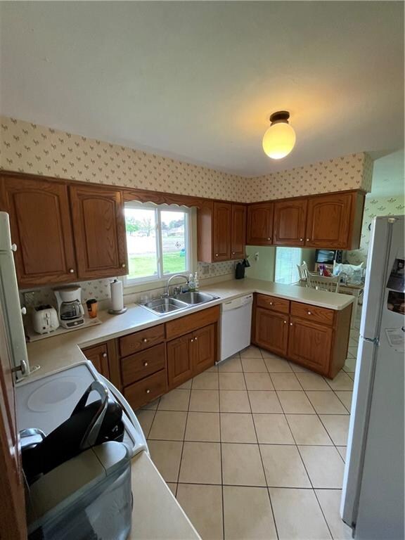 2201 Ivy Dr, Anderson, IN 46011 - photo 7