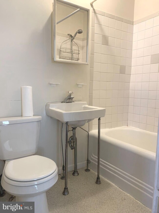 42 Owen Ave, Lansdowne, PA 19050 - photo 6