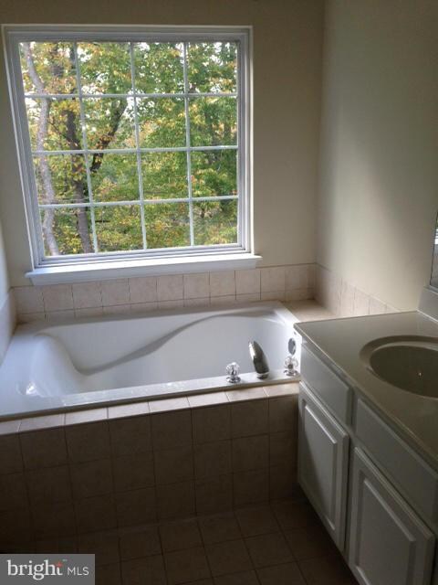 8112 Mississippi Rd, Laurel, MD 20724 - photo 6