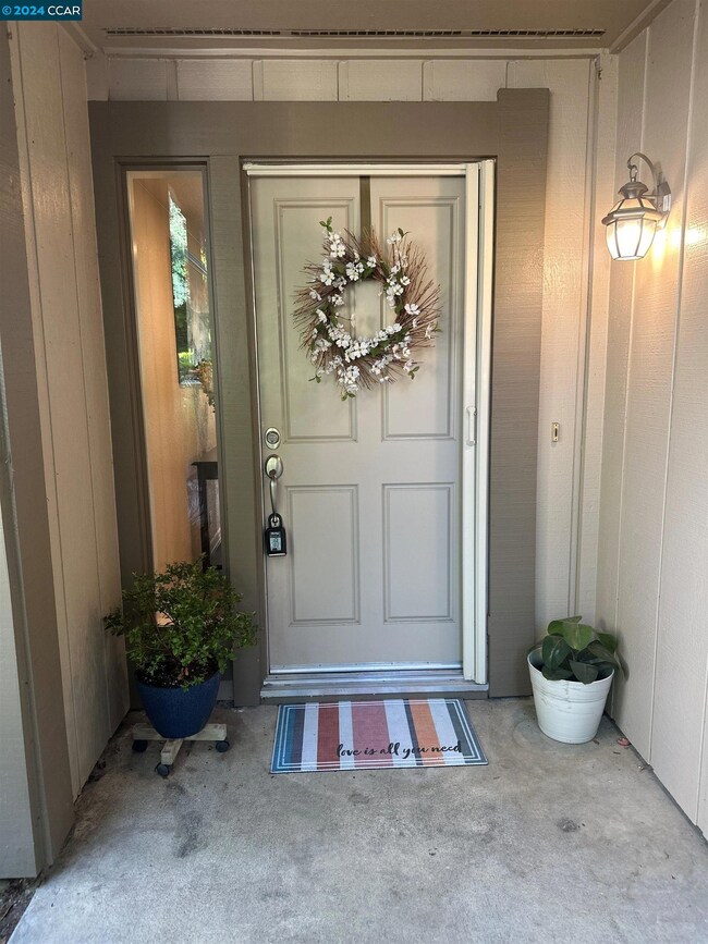 2055 Cactus Ct unit 4, Walnut Creek, CA 94595 - photo 4