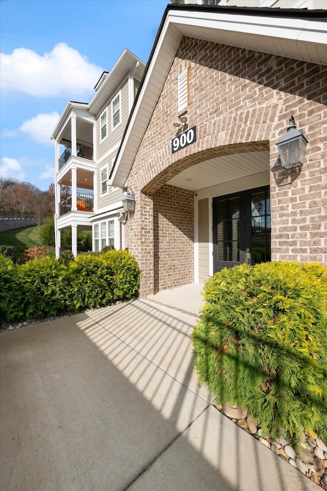 900 Vintage Green Ln unit 204, Franklin, TN 37064 - photo 3