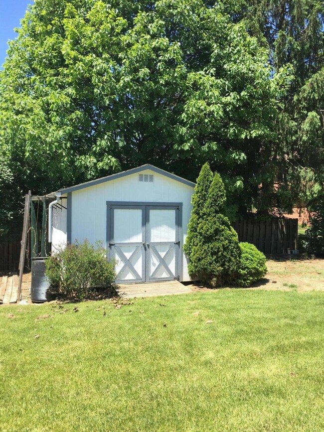 Storage shed