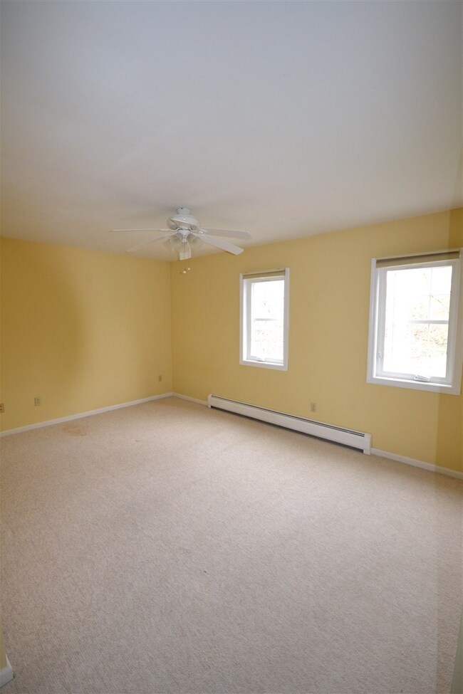 166 Hayes Ave, South Burlington, VT 05403 - photo 7