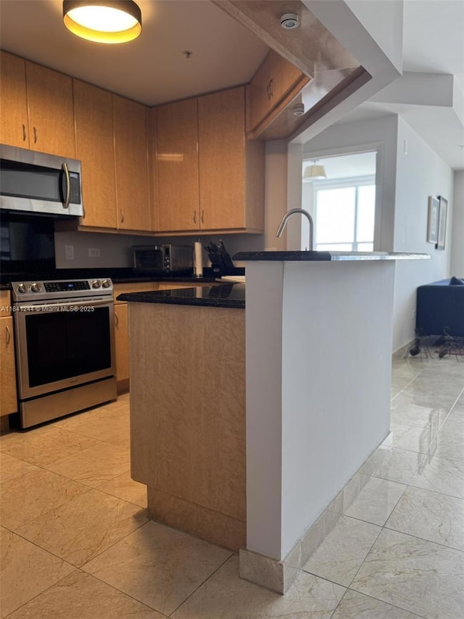 Courts Brickell Key unit 2705, Miami, FL 33131 - photo 2